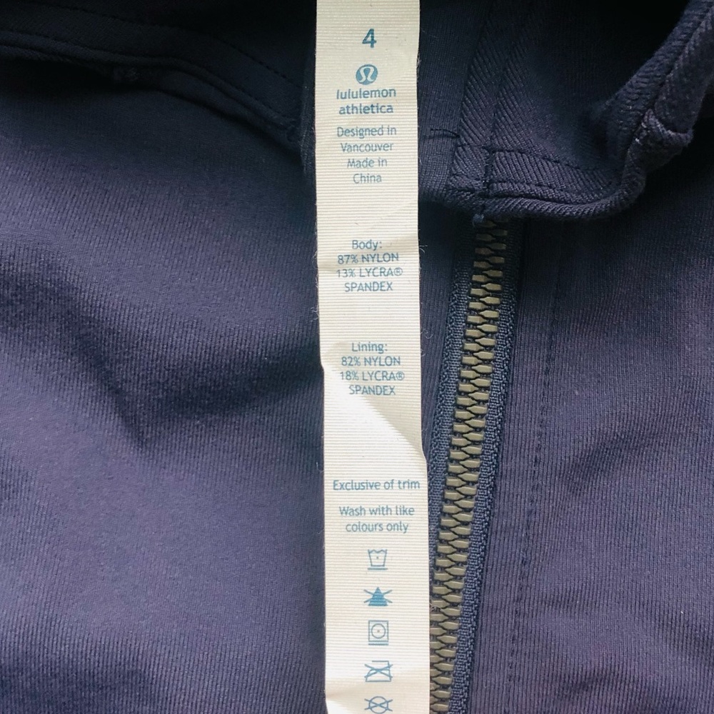 Lululemon Forme Jacket - Picture 12 of 12